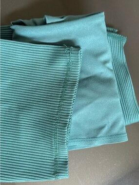 (Slightly Damaged) Blue/Green Glyder Biker Shorts and matching top set